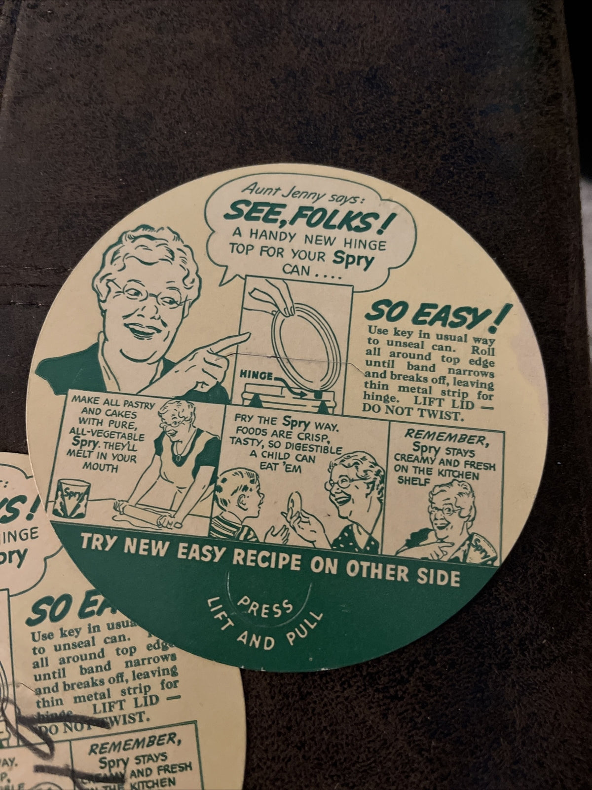Spry Way Aunt Jenny Lever Brothers Cardboard Container Comic and Recipes