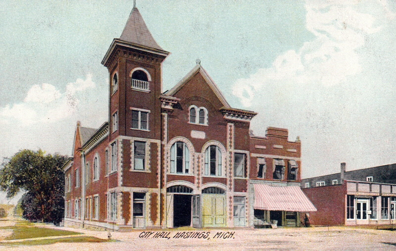 City Hall in Hastings Michigan MI Postcard