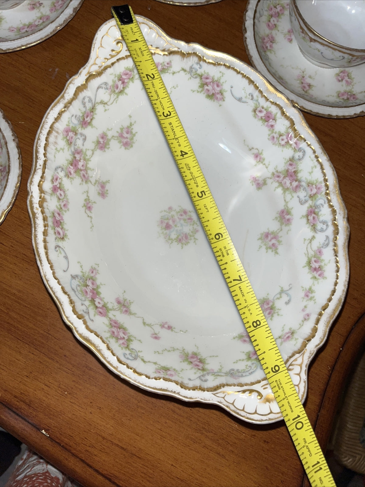 Haviland Limoges 4Tea Cup / Saucer & Serving Bowl- Double Gold Ribbon Flowers