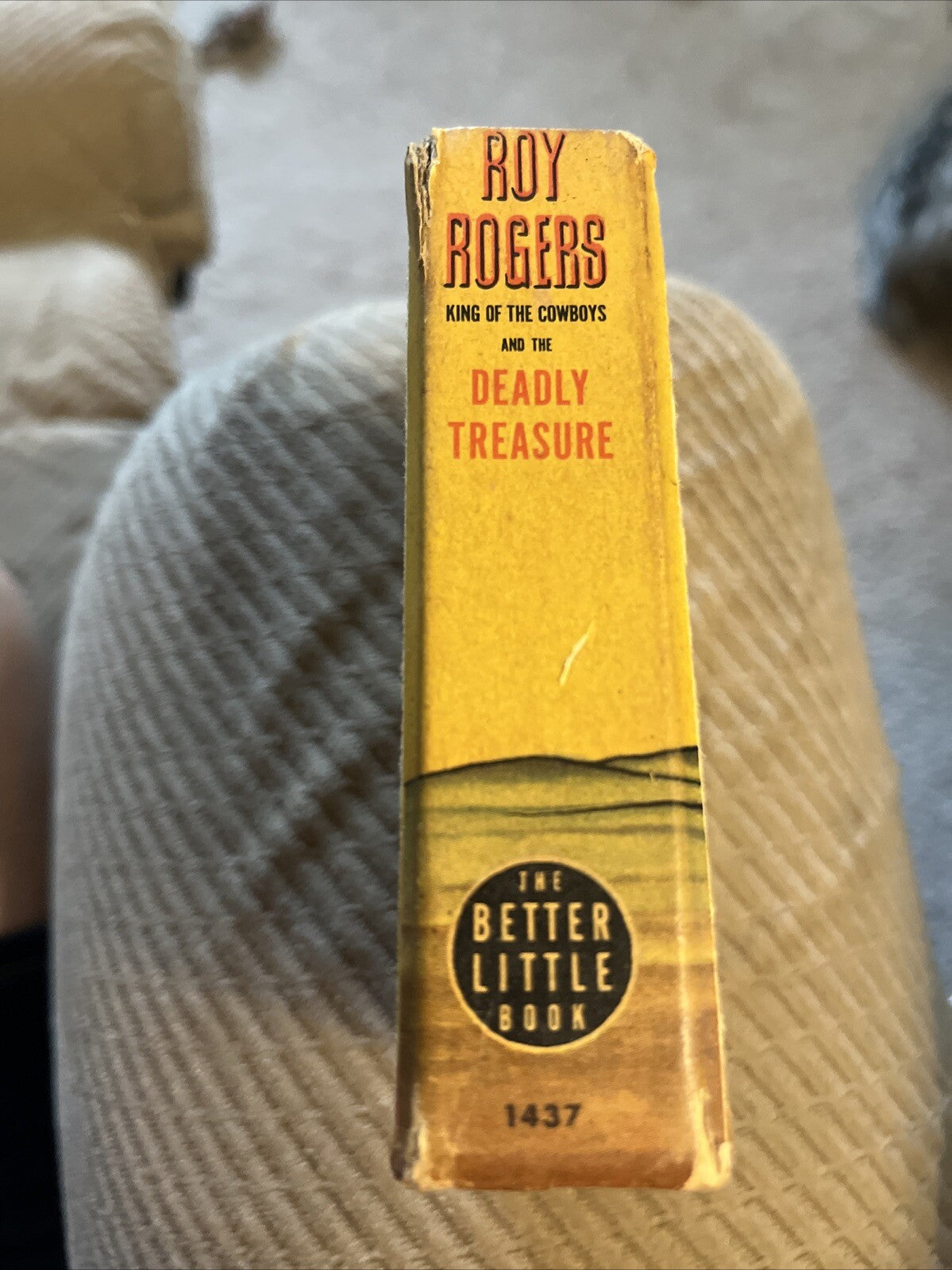 Roy Rogers and the Deadly Treasure #1437 VF 1947