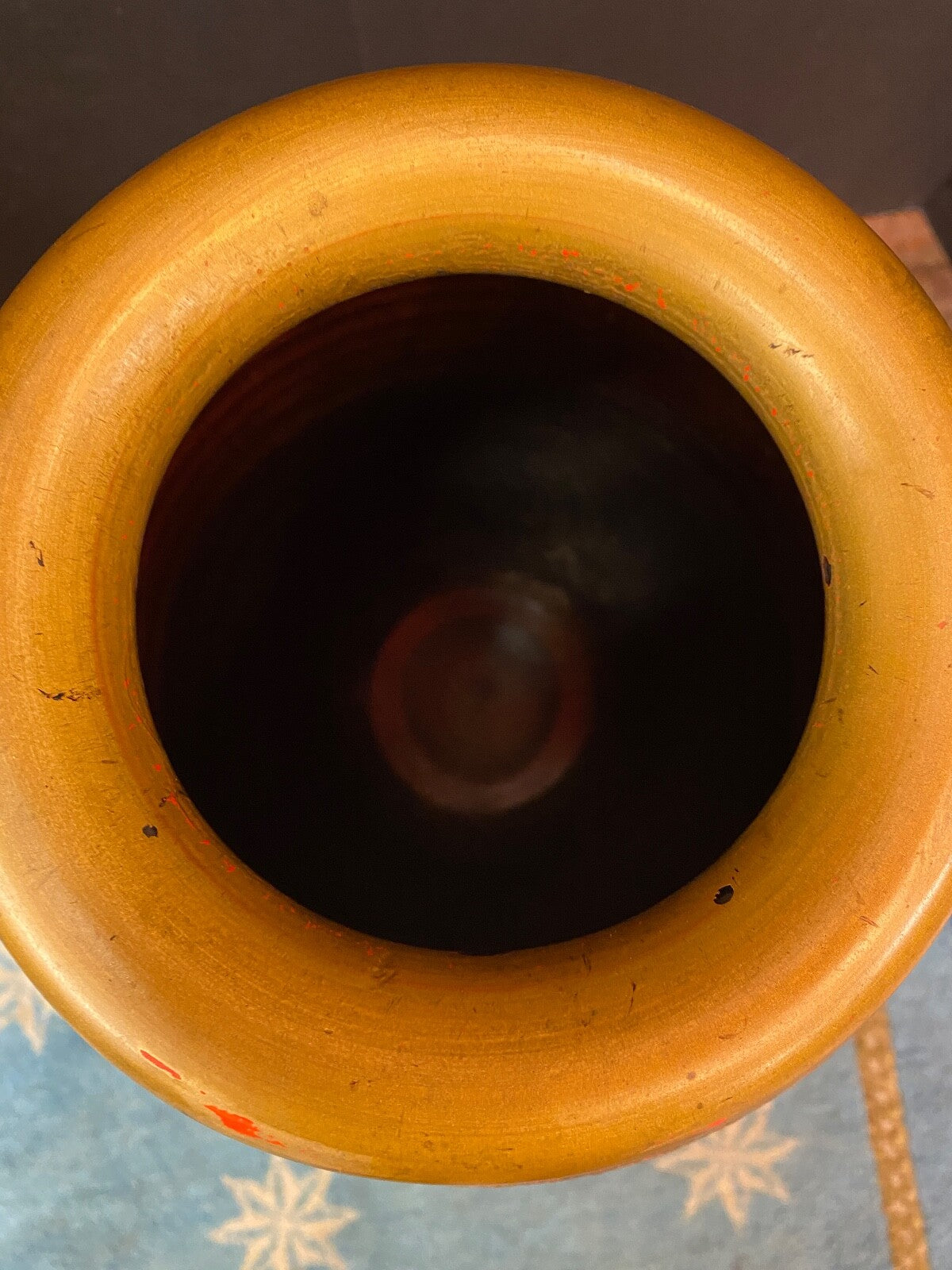 NORLEANS JAPAN 1920 Chinoiserie Cinnabar Style Mother of Pearl Color Orange Vase