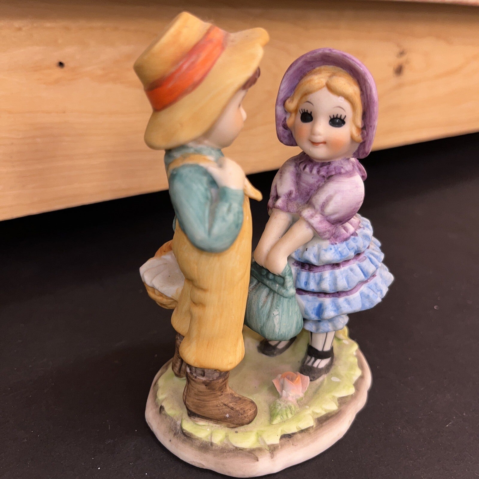 Lefton Boy And Girl Figurine Vintage Great Condition