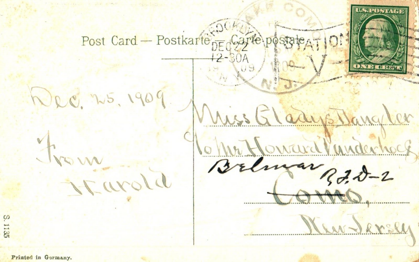 Christmas Greetings Santa w/ Children in Snow Vintage Santa Postcard