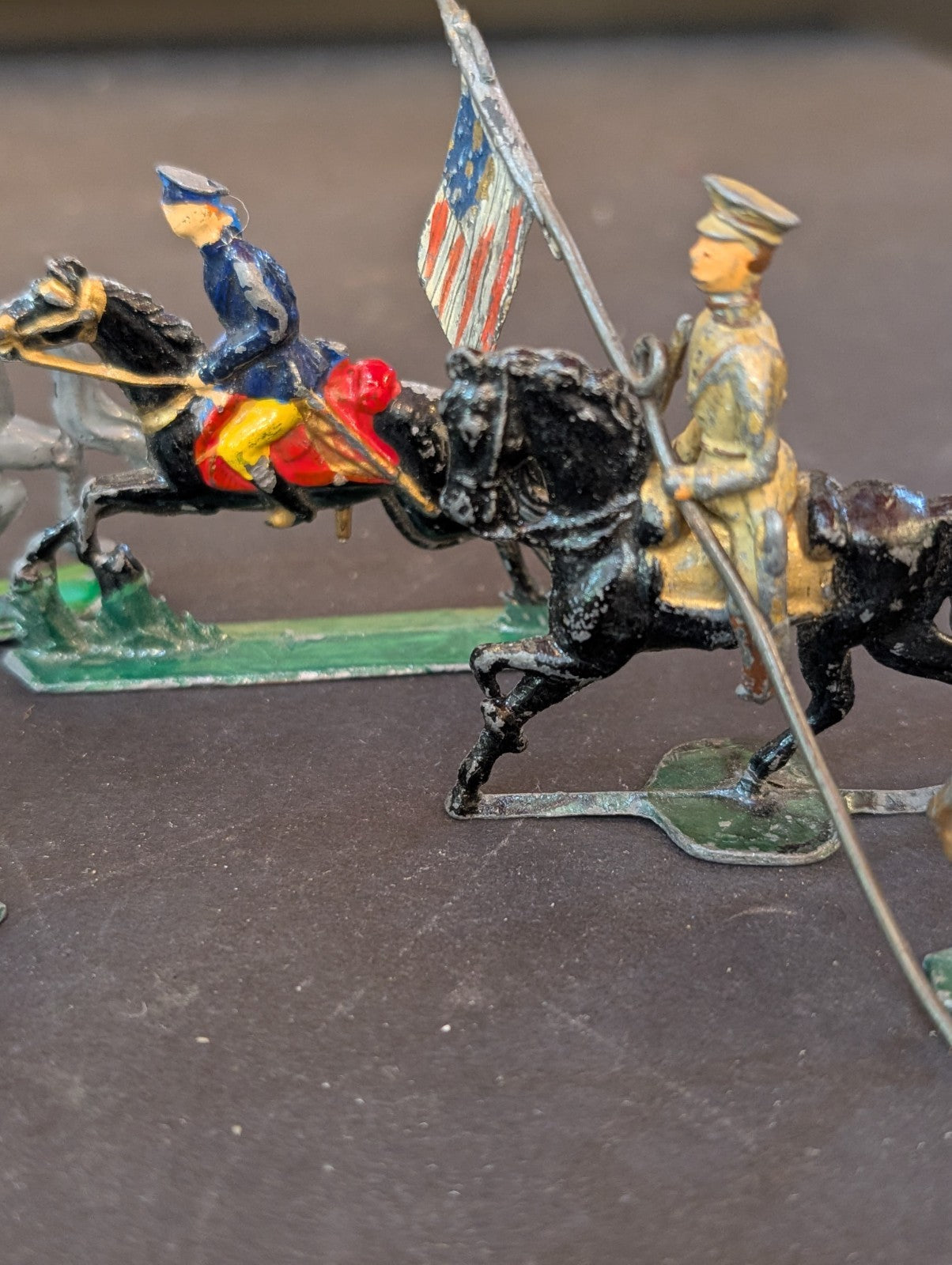 Vintage Lot Of 6 Mini Lead Toy Soldiers & Various Metal Toy Figure Mixed Lot