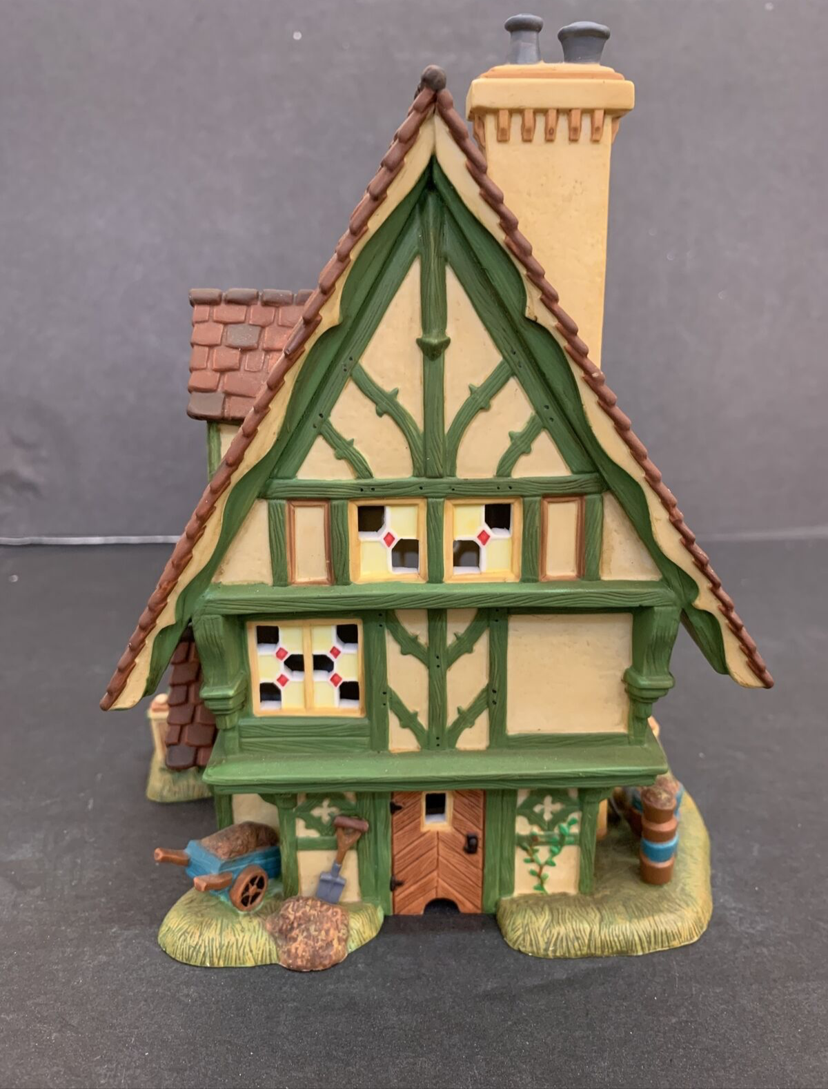 Department 56 Dickens Village - "Hedgerow Garden Cottage"