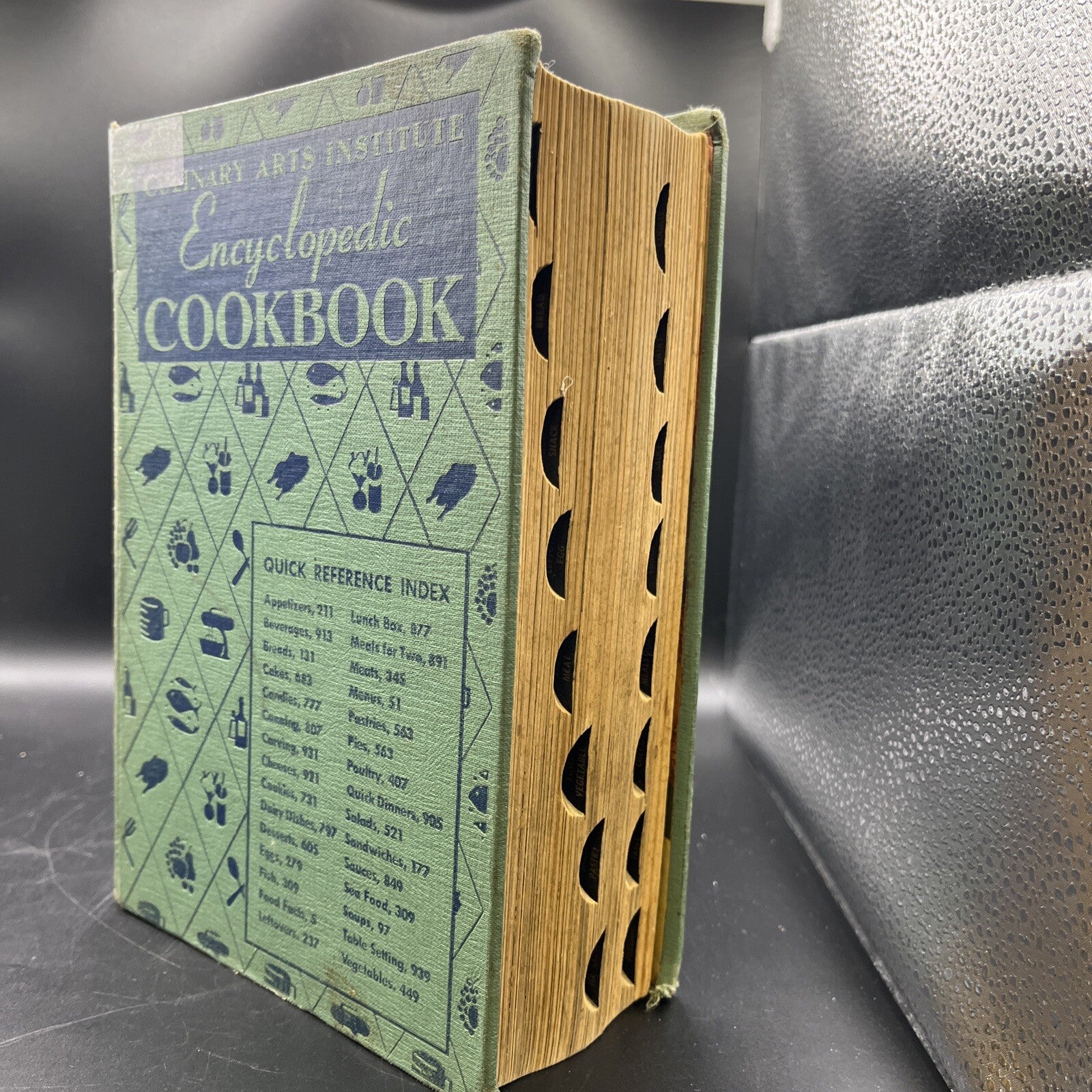 Vintage Culinary Arts Institute Encyclopedic Cookbook 1948