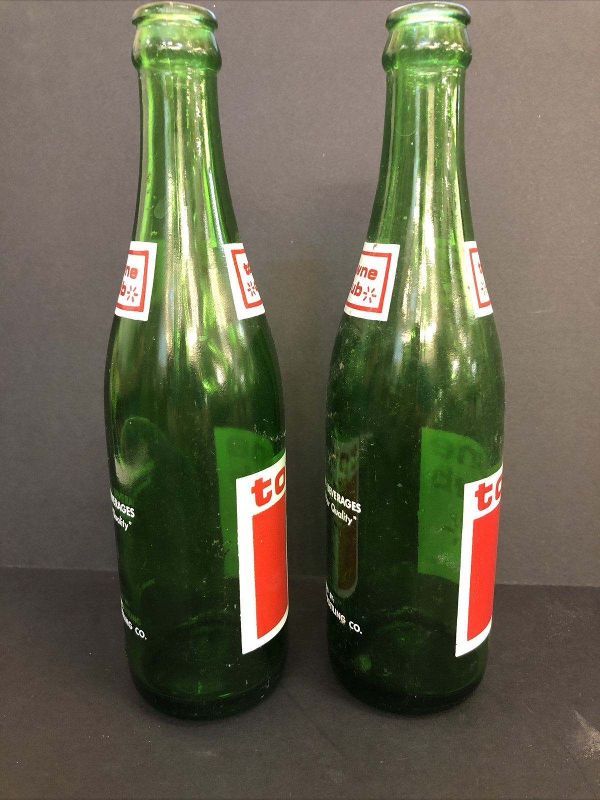 Vintage Towne Club Beverages GREEN Glass Bottle 12oz Soda Pop Lot of 2