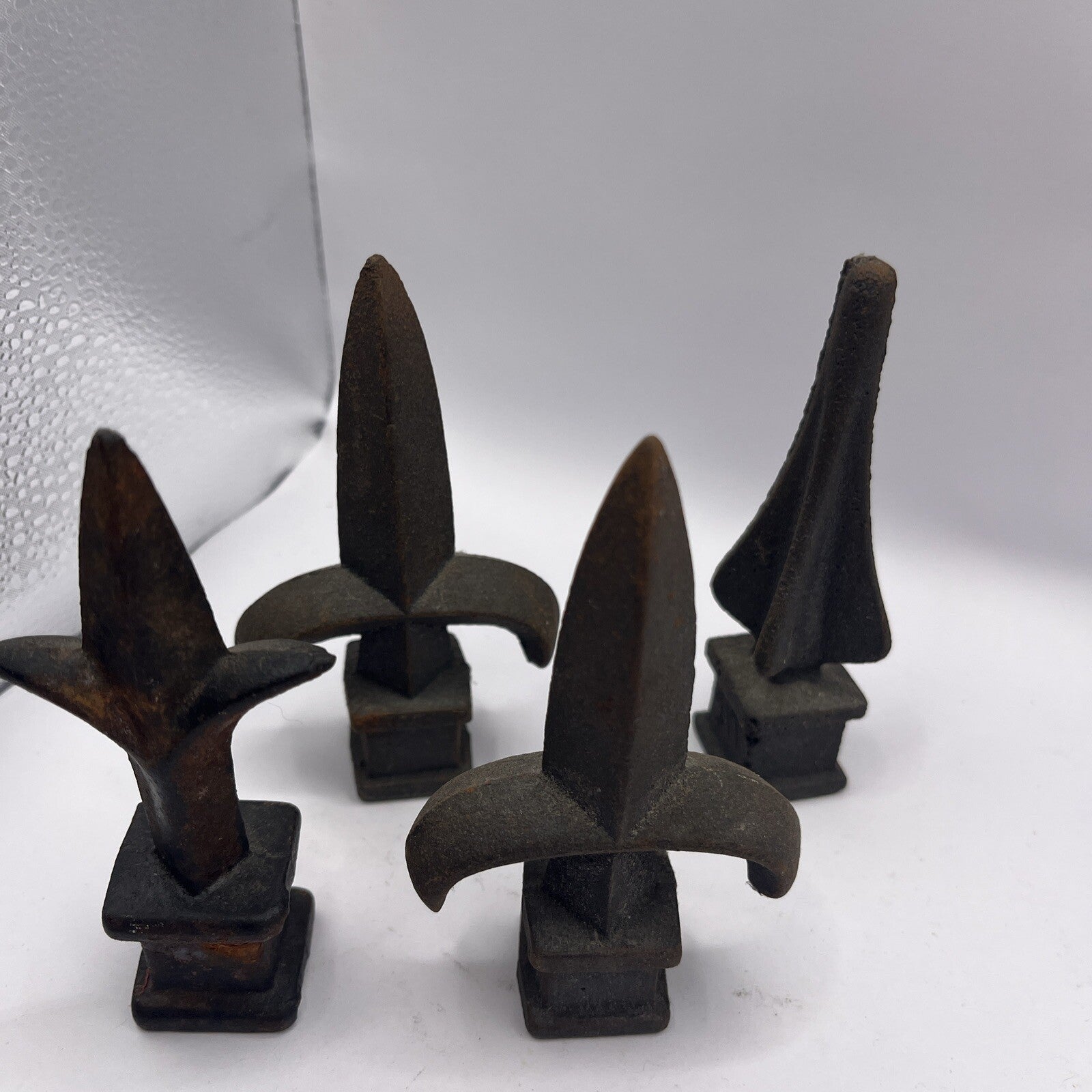 LOT OF 4 Fleur de Lis Finial 4 Inch Cast Iron Rusty Patina!