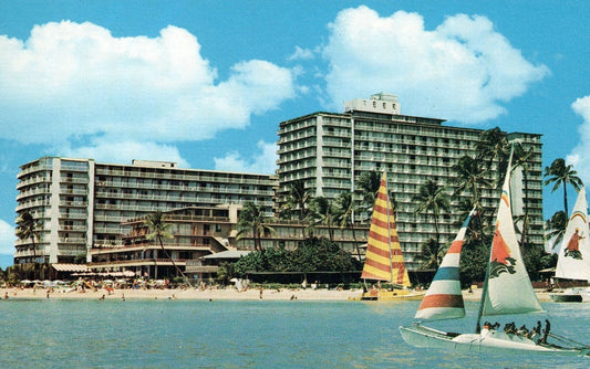 Reef Hotel Waikiki Beach Honolulu Hawaii Motel Postcard