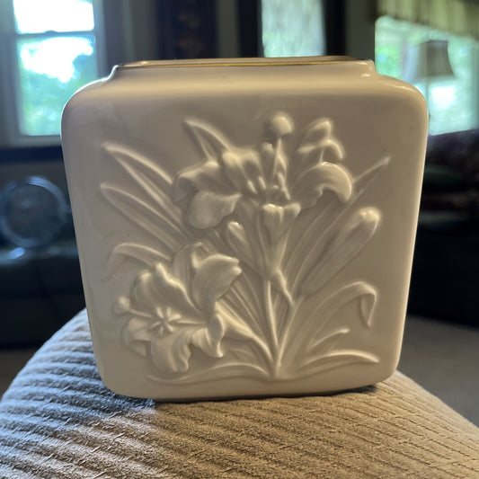 Lenox China Tiger Lily Square Vase Trimmed 24K Gold No Box