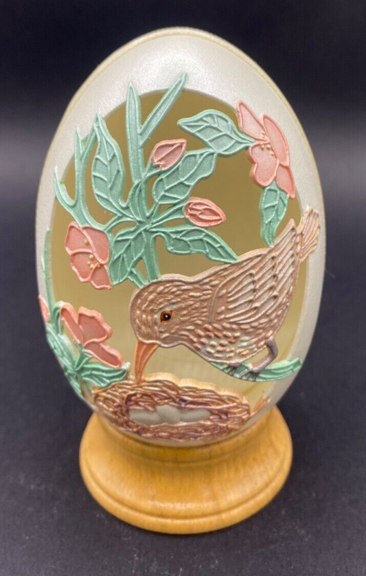 Vintage Enesco Bird with Nest & Eggs Beautiful Decorative Egg