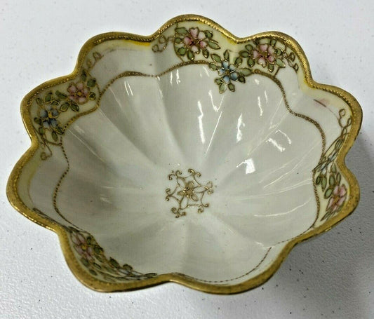 Footed Nippon Fruit Berry Bowl Hand Painted gold embossed detail 