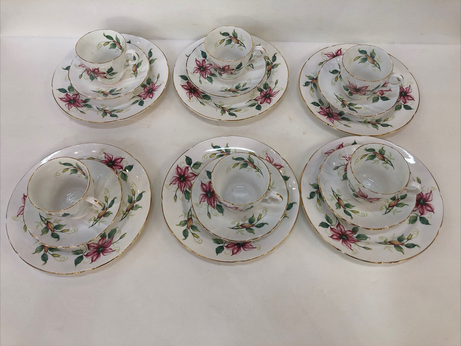 STANLEY FINE BONE CHINA ENGLAND EST 1875 CUPS,SAUCERS & PLATES Set of 4