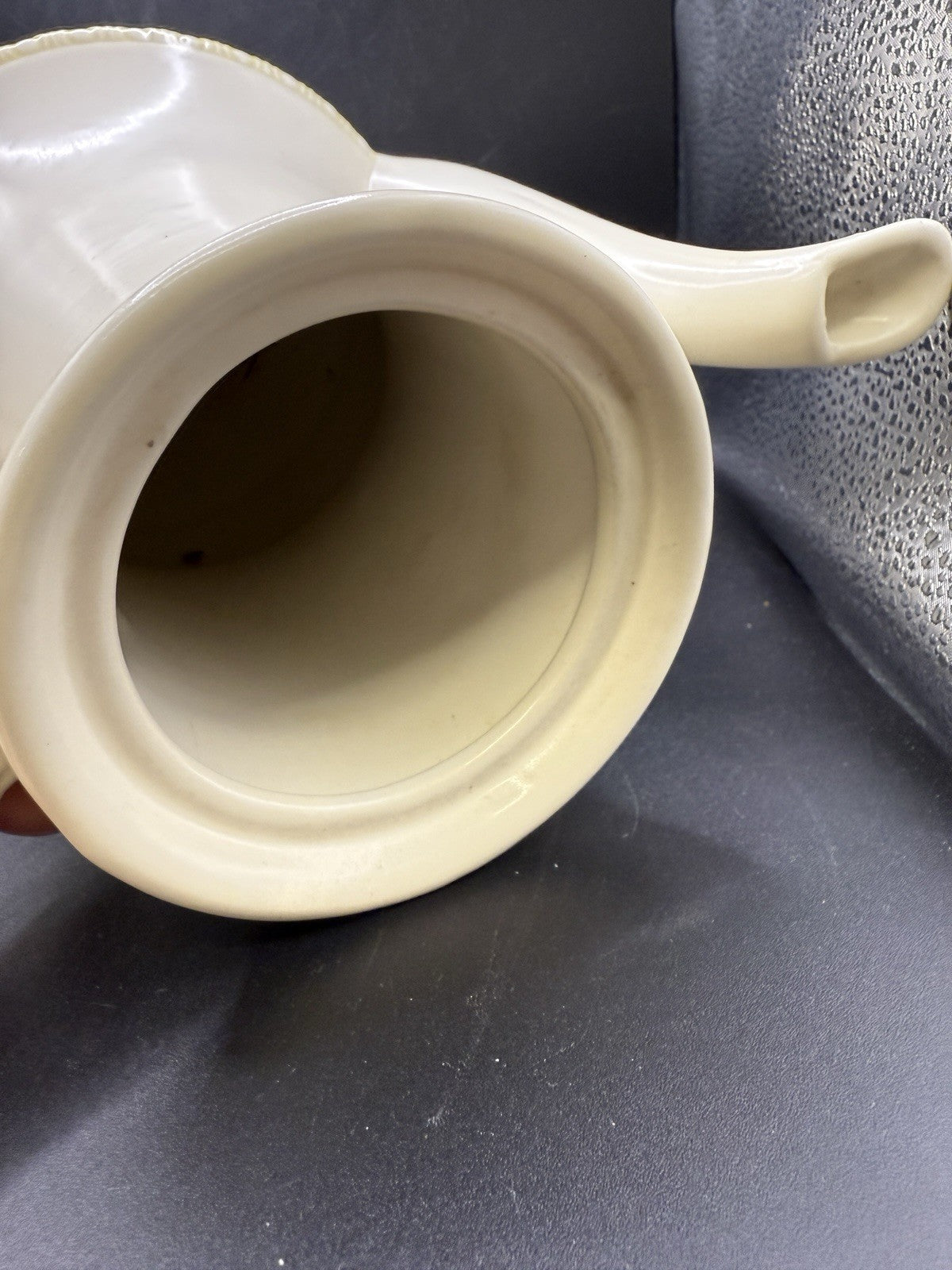 Vintage Della Robbia By Metlox Poppytrail Vernon Ware Teapot Coffee Pot