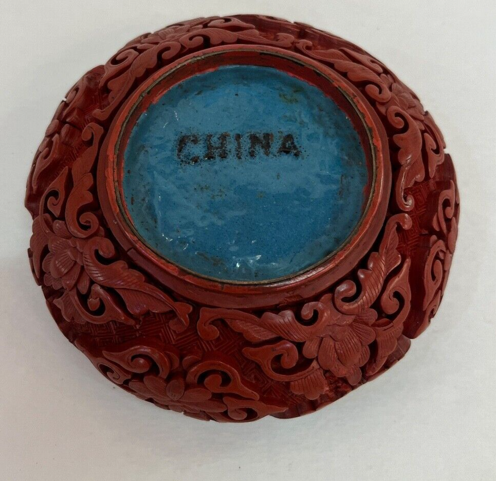 Vintage Carved Chinese 4 1/4" Red and Green Cinnabar Bowl