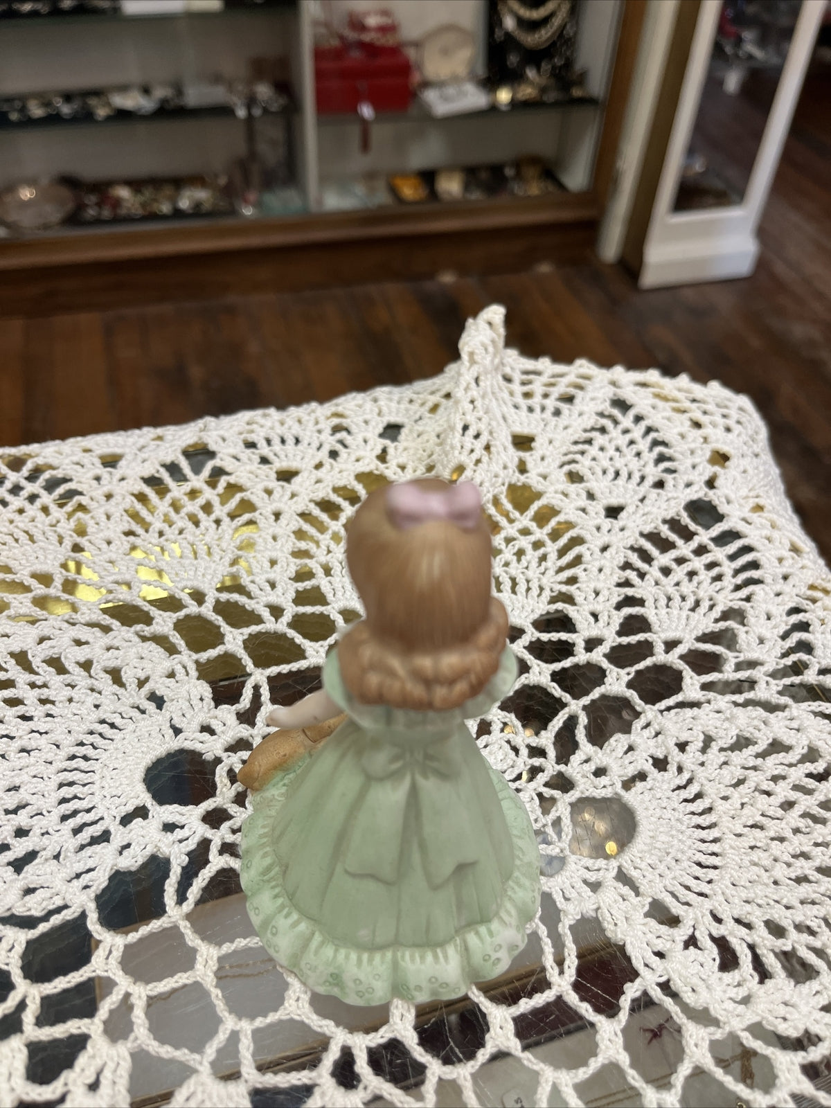 Enesco Growing Up birthday girls figurine blonde 7, cake topper