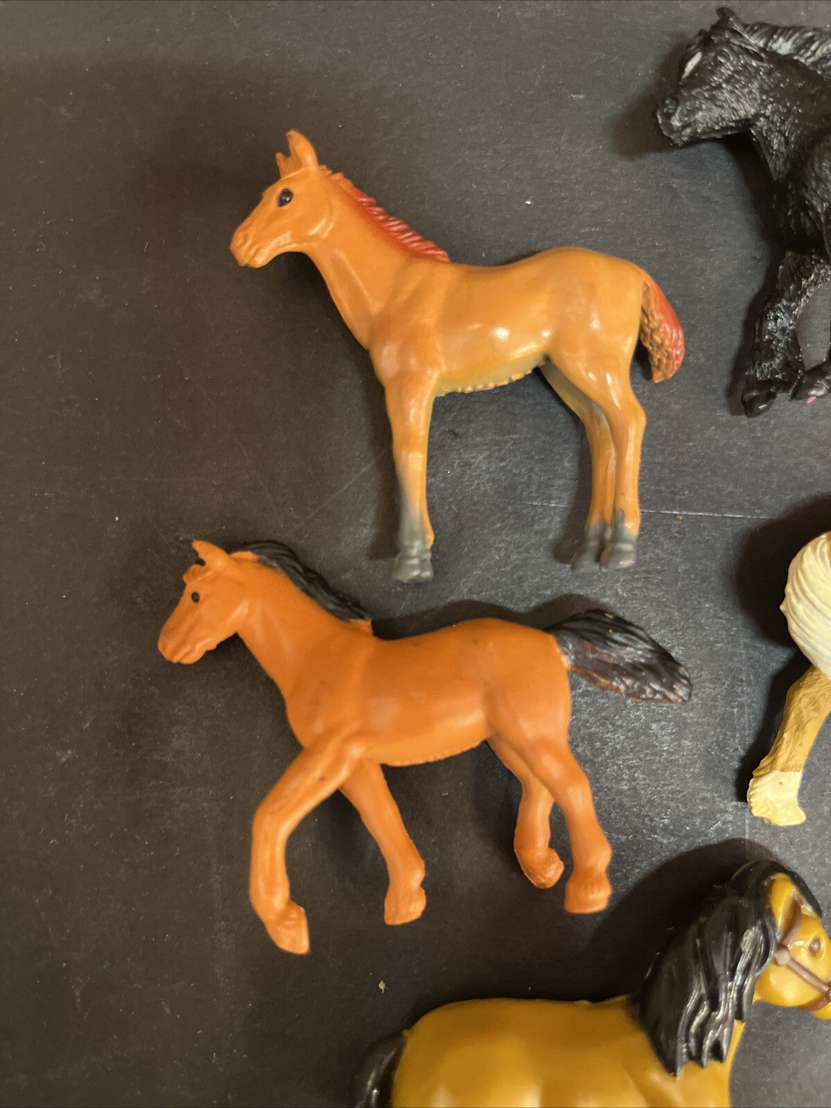 Lot of 18 Vintage Plastic Toy Play Horses