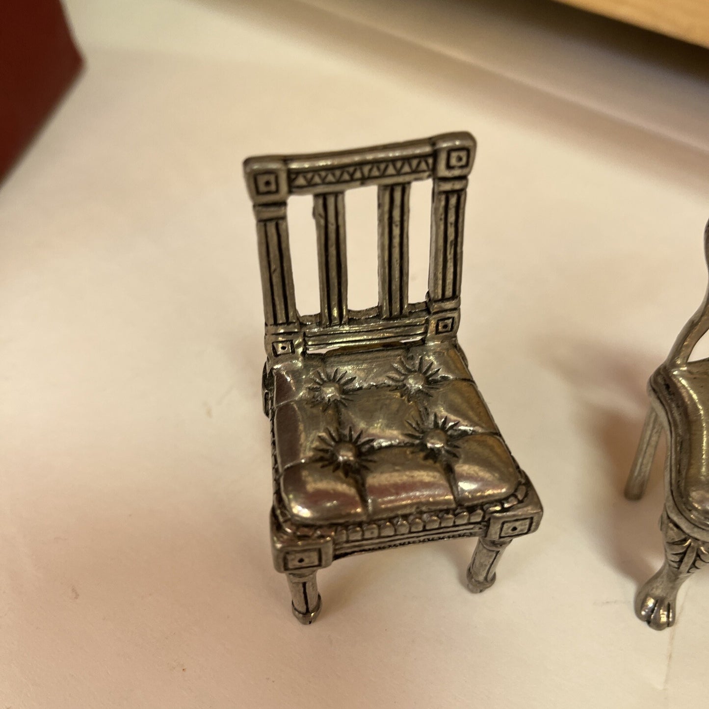 Dollhouse Doll Furniture  Chairs pewter (4)