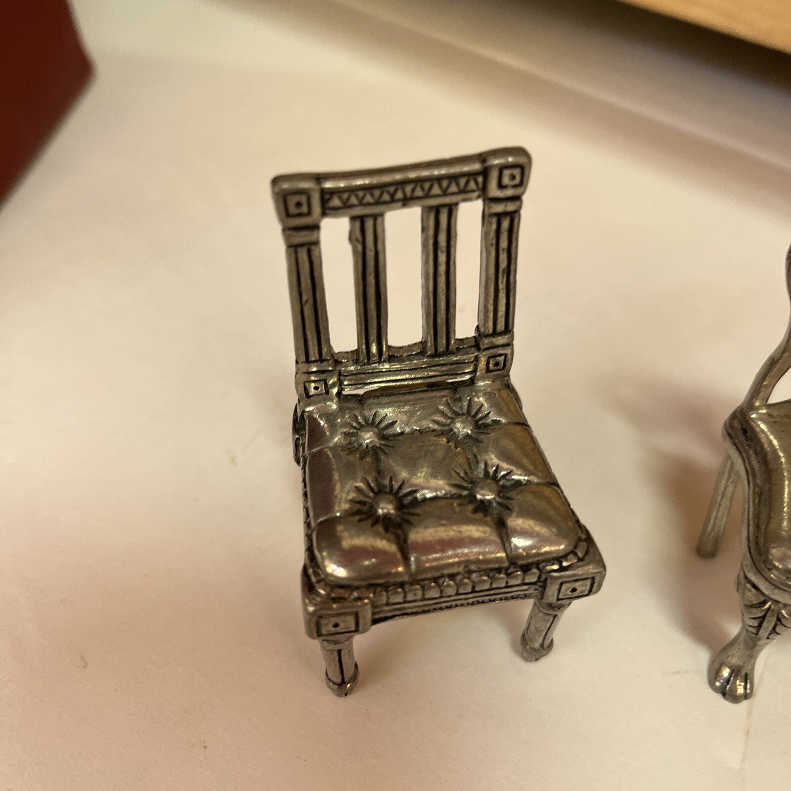 Dollhouse Doll Furniture  Chairs pewter (4)
