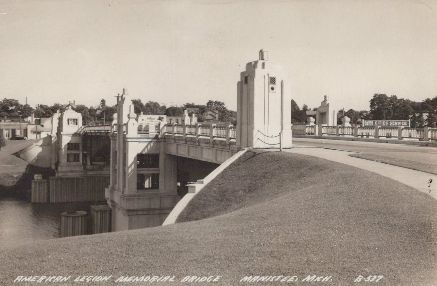 Real Photo American Legion Memorial Bridge Manistee Michigan MI Mich  B-537