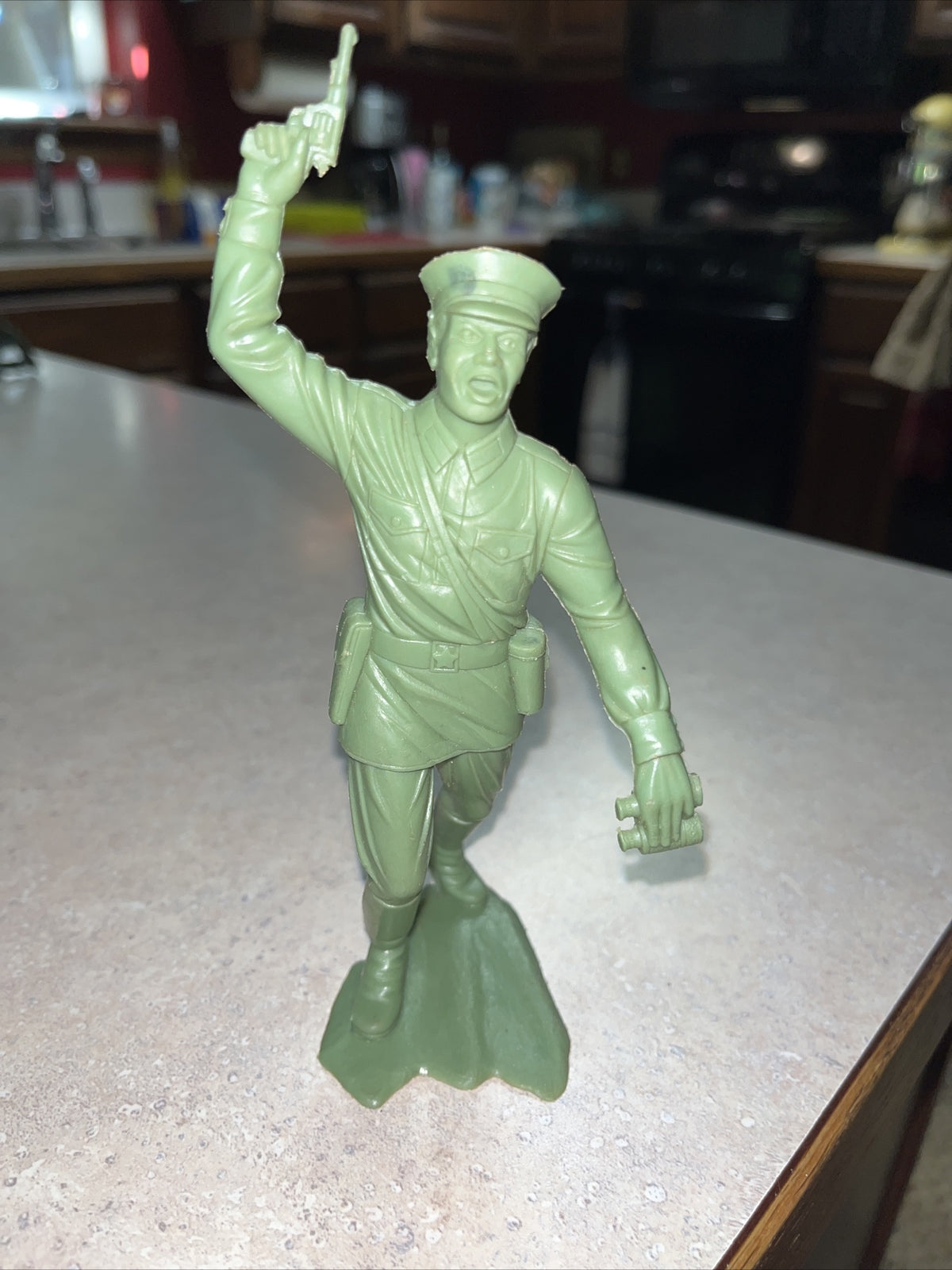 Vintage 1963 Marx US Army Men 4 plastic figures 6" toy soldiers military