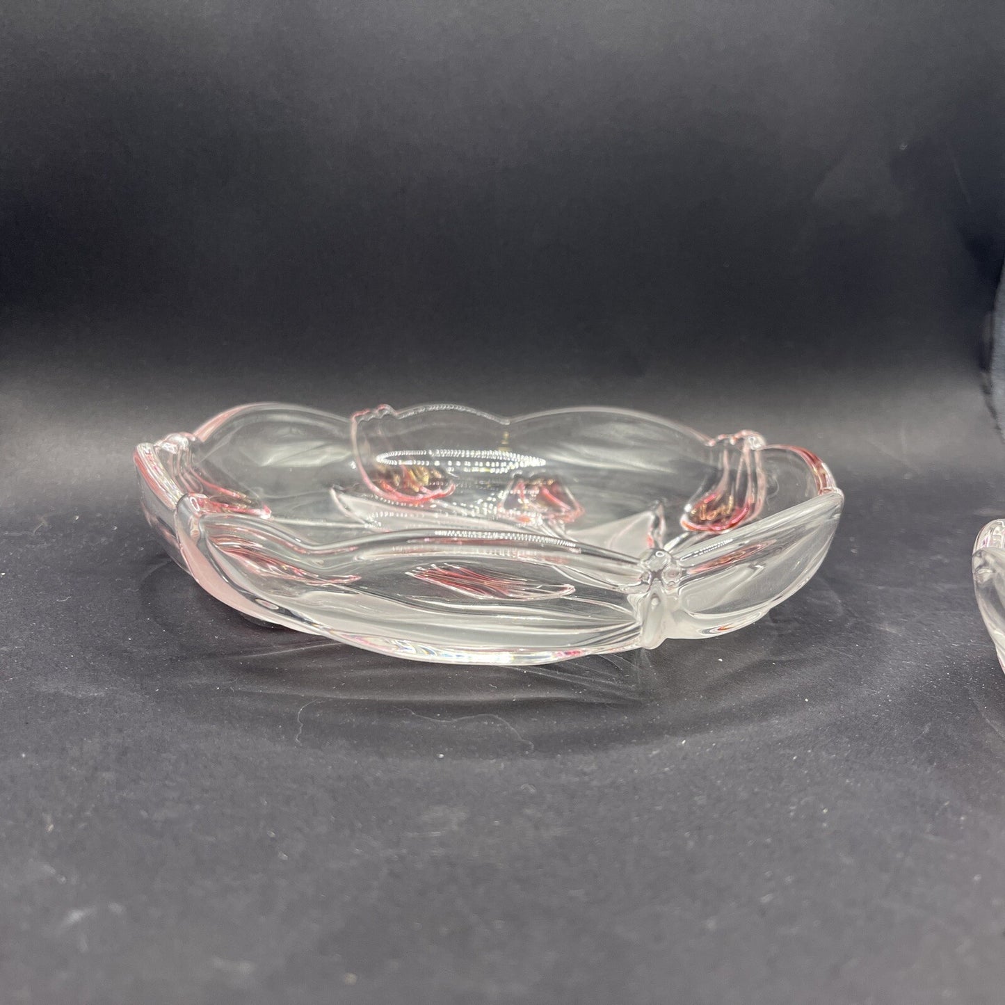 Mikasa 2 Crystal Clear Glass Tivoli Tulips 7" Candy Dish Bowl Green Red