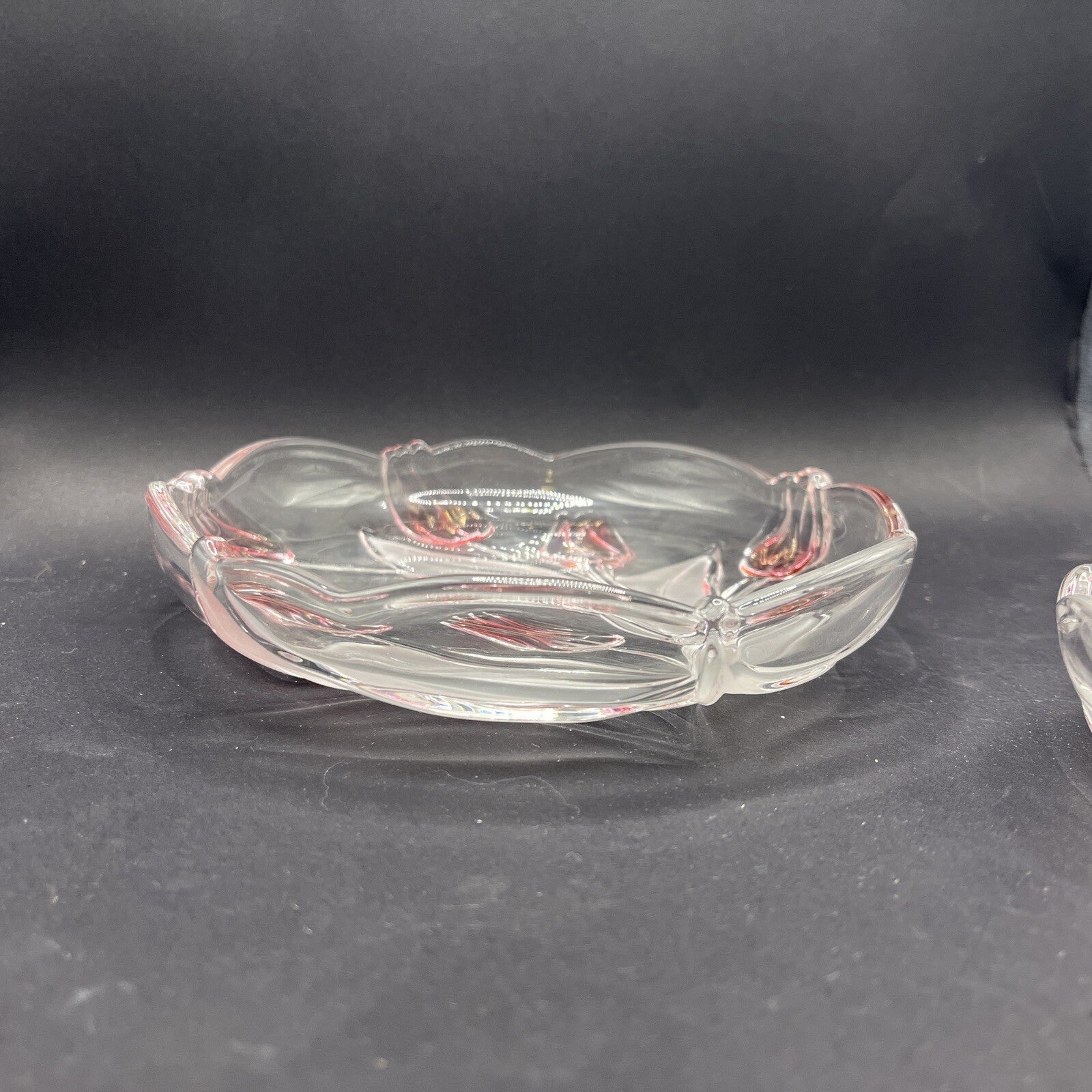 Mikasa 2 Crystal Clear Glass Tivoli Tulips 7" Candy Dish Bowl Green Red