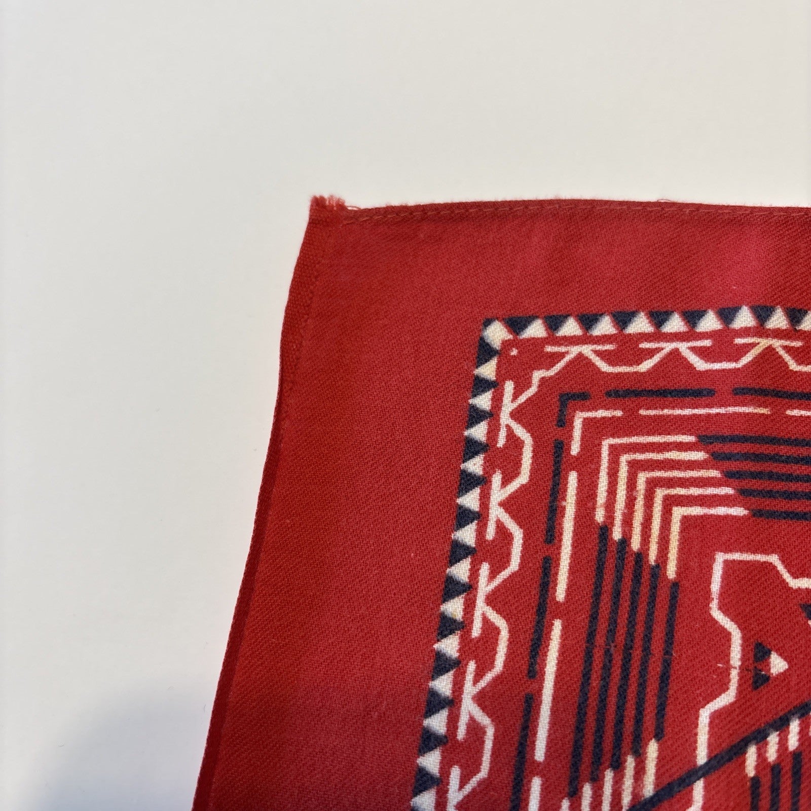 Ironweave Tuside Fast Color Cotton Red Western Theme Bandana 17-1/4" x 18"