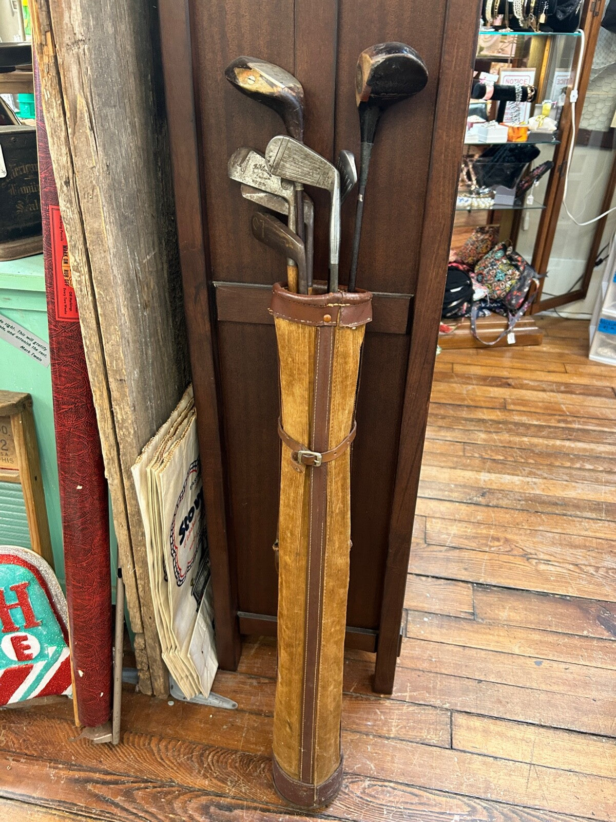 1930's Set of 7 Golf Club W Bag Wood and Metal Clubs Wood Handles W Talon Zipper