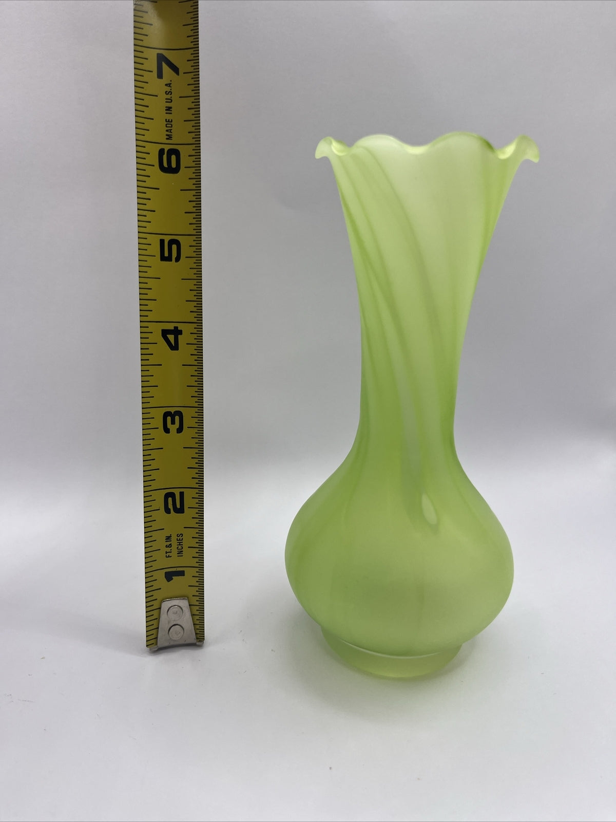 Vintage Green Frosted Swirl Fluted Trumpet Glass Bud Vase 6” Tall