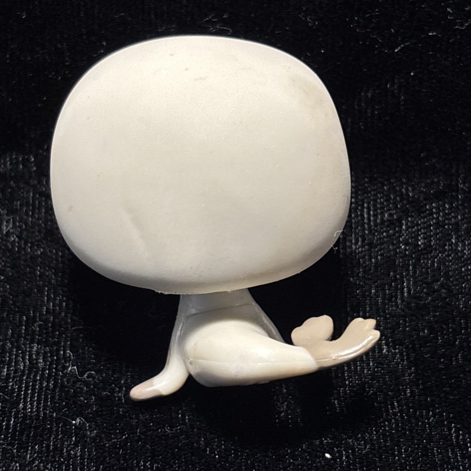 Littlest Pet Shop LPS Gray Seal with Green Eyes # 637