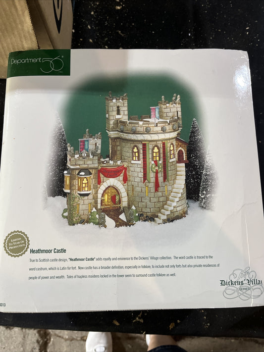 Dept 56 Dickens Village Heathmoor Castle #5831-3 1999 in box w/ lights