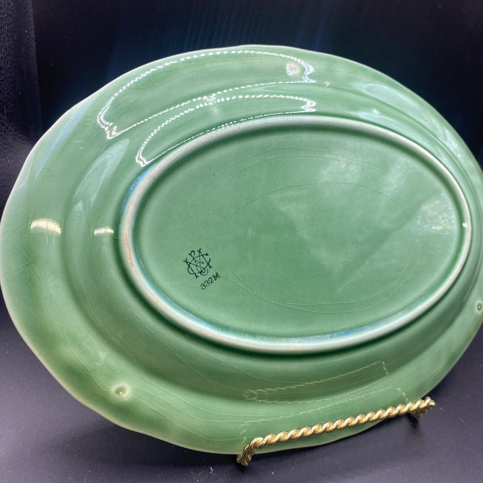 9.5" Oval Platter Vintage 1930's Mount Clemens Petalware  LIGHT Green