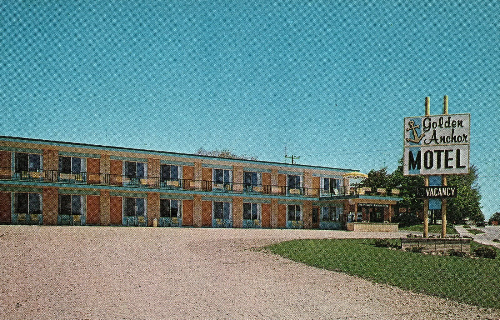 Golden Anchor St Ignace Michigan MI Hotel Motel Postcard