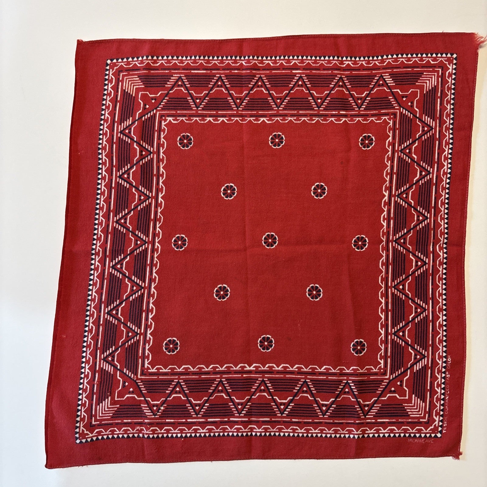 Ironweave Tuside Fast Color Cotton Red Western Theme Bandana 17-1/4" x 18"