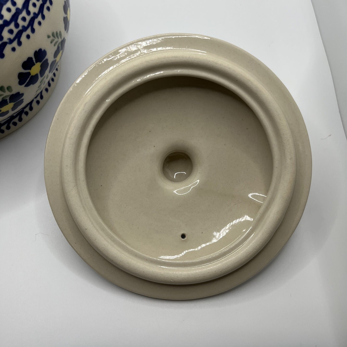 Boleslawiec Polish Pottery Floral Pattern Bullion Soup Bowl With Handles & Lid