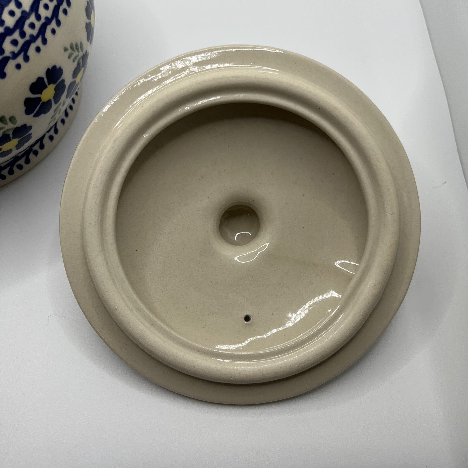 Boleslawiec Polish Pottery Floral Pattern Bullion Soup Bowl With Handles & Lid