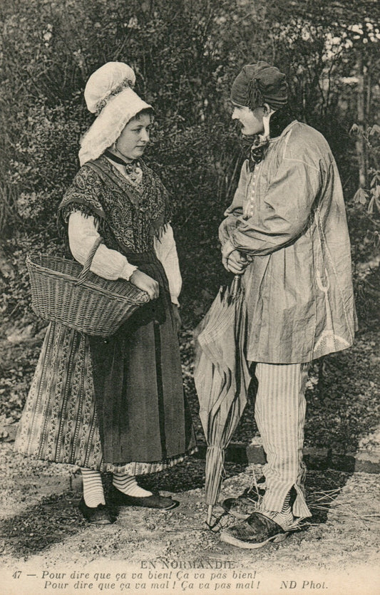 47 Man and Woman Sharing Conversation In Notre Dame Normandy French Postcard 