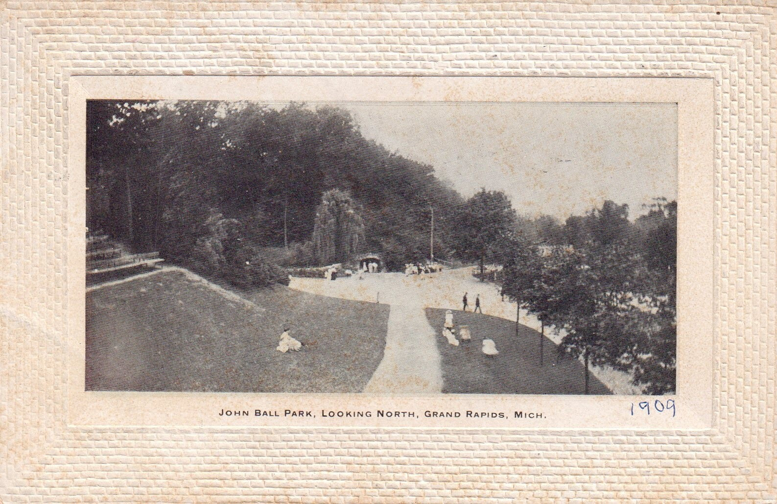 John Ball Park Looking North in Grand Rapids MI MICH MICHIGAN Postcard