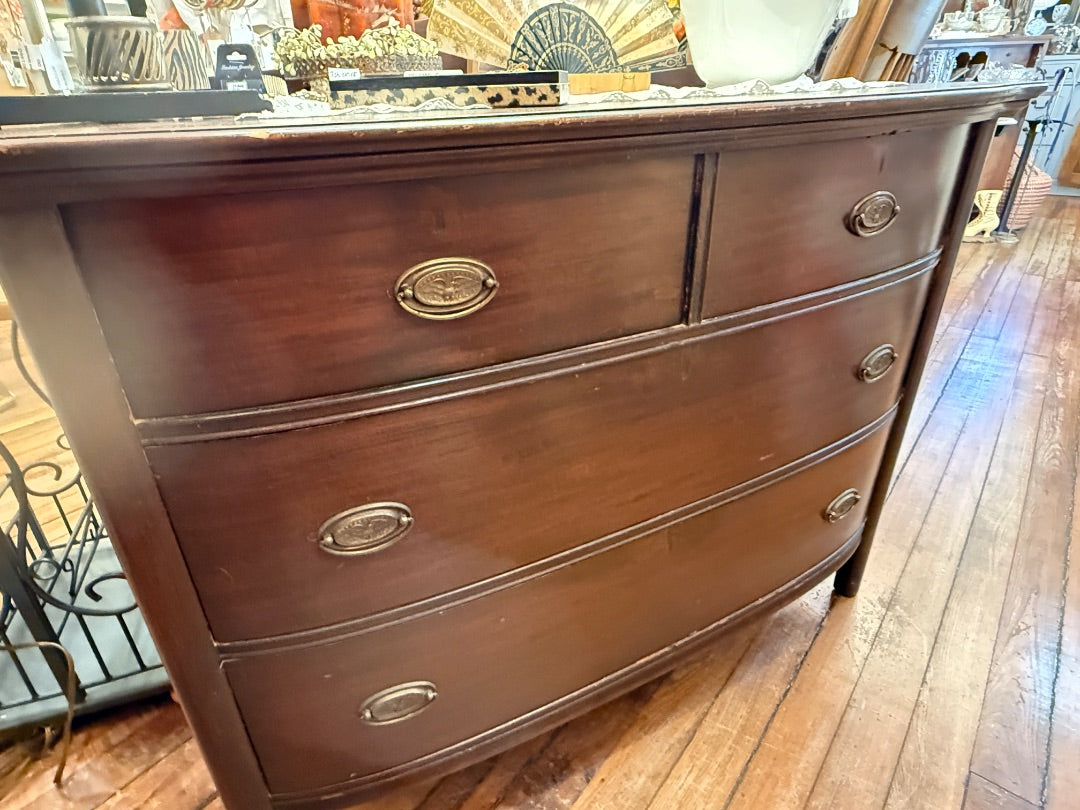 Short dresser