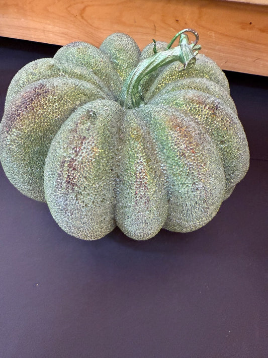 Lg green pumpkin