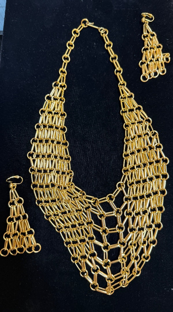 60's Gold Tone Chain Set