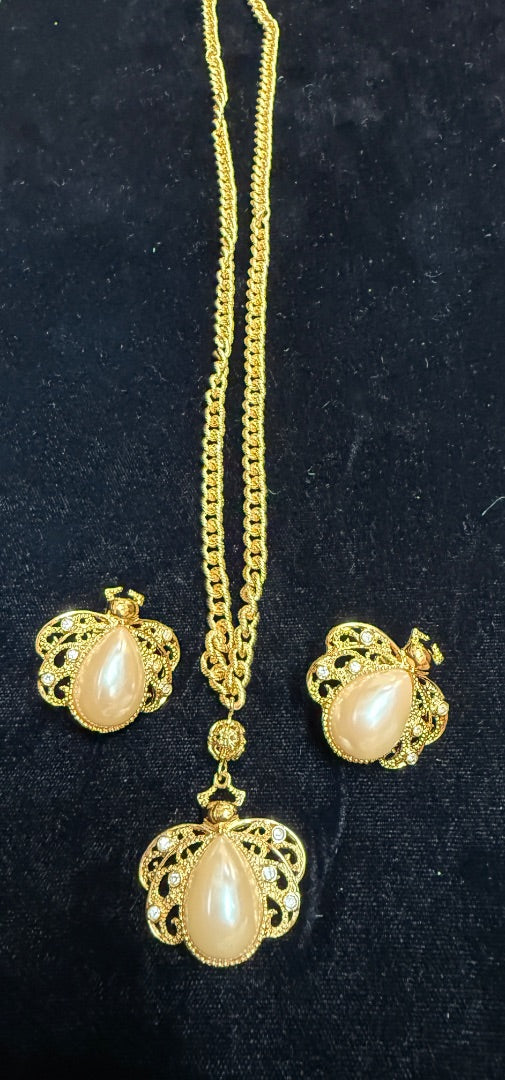 Rhinestone Bee Set