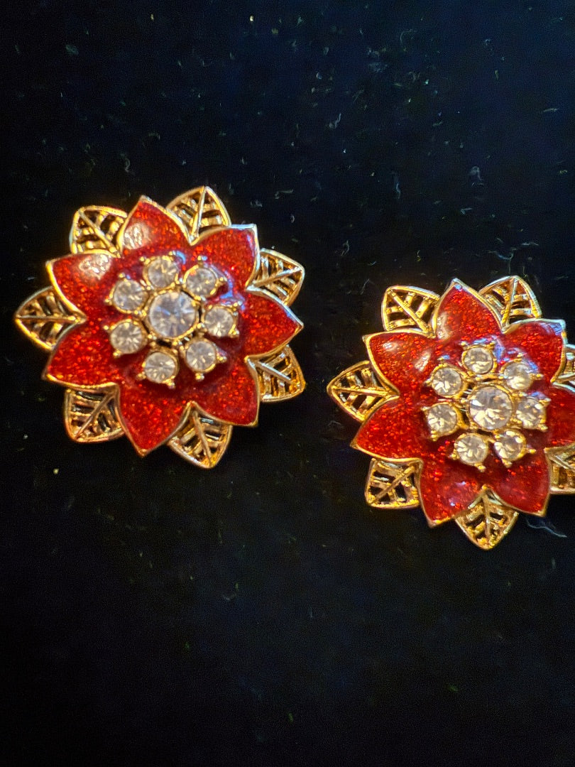 Avon Christmas Poinsettia Clip Earrings