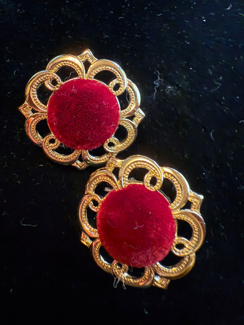 AVON Gold Red Velvet Clip Earrings