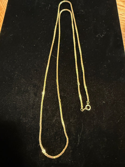 18" D Gold Tone Necklace AVON