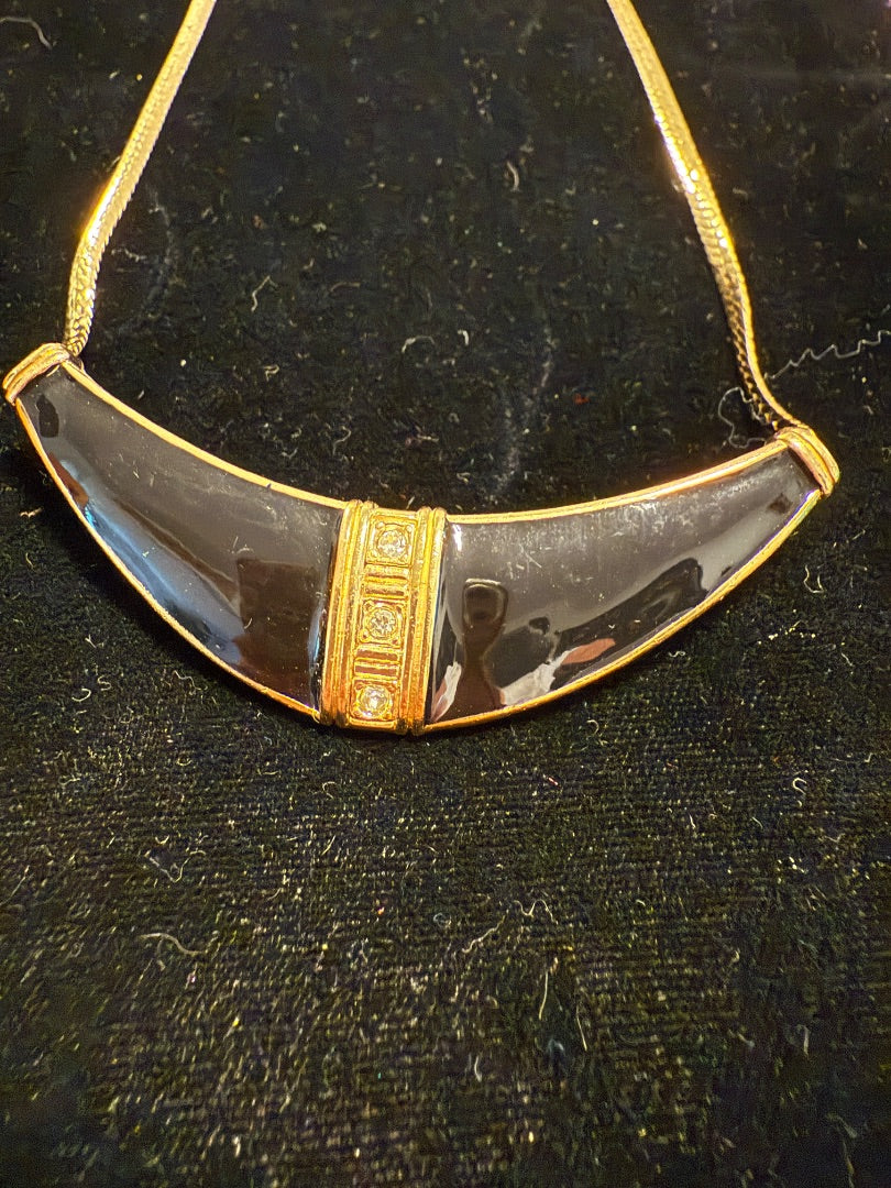 1980's Onyx  gold Toned Avon Necklace