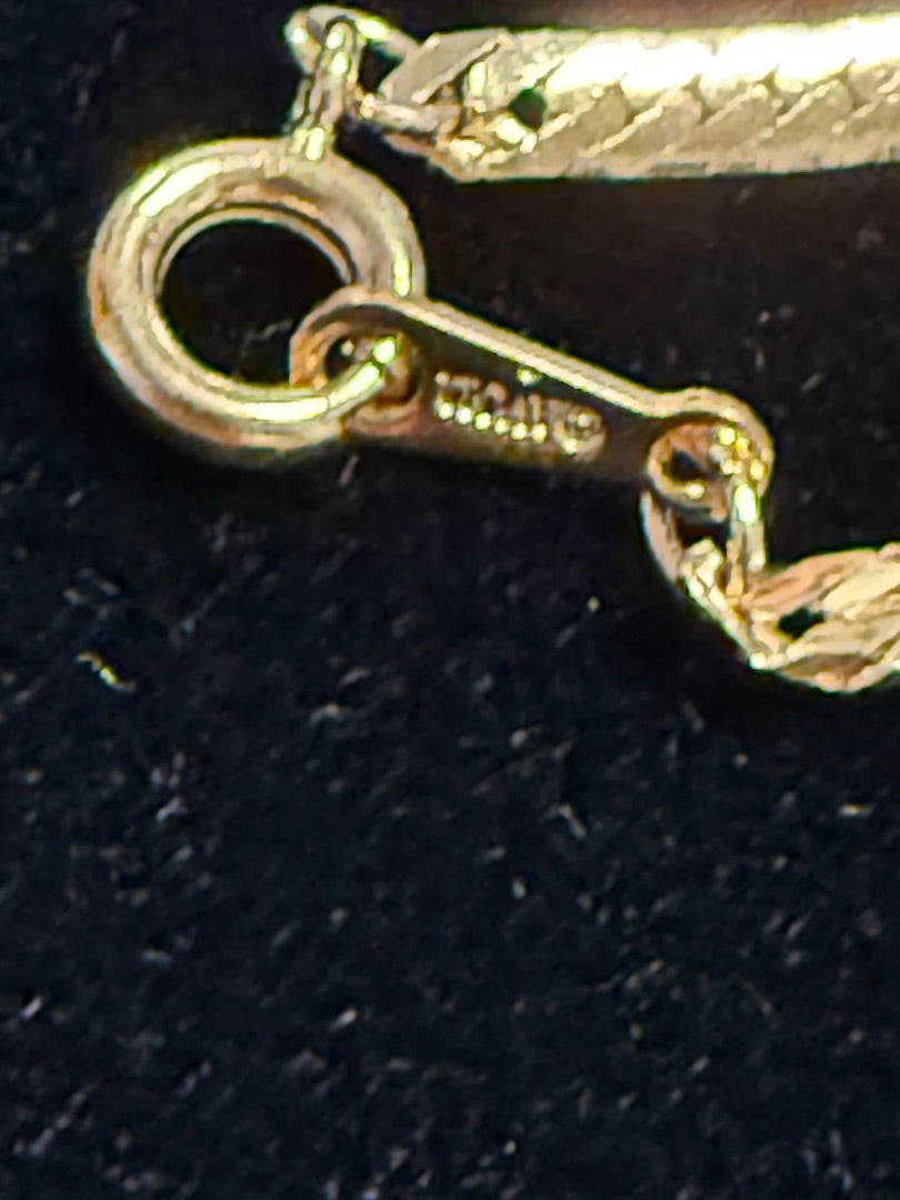 1980's Onyx  gold Toned Avon Necklace