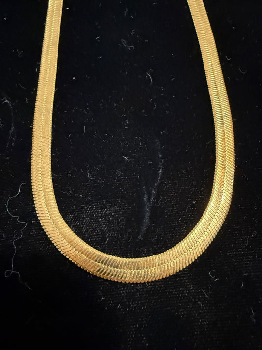 16" Gold Herringbone Necklace