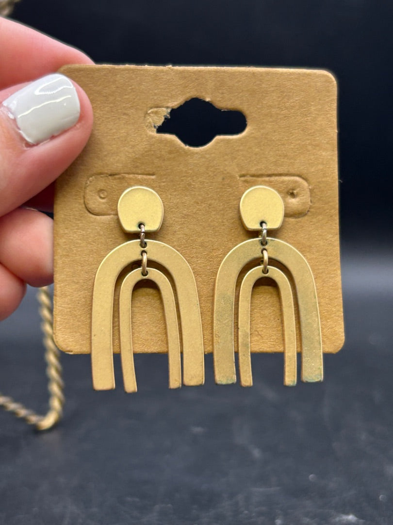 Gold Arch Earring